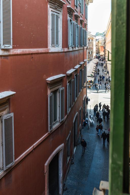 Trevi & Pantheon Luxury Rooms Рим Екстер'єр фото